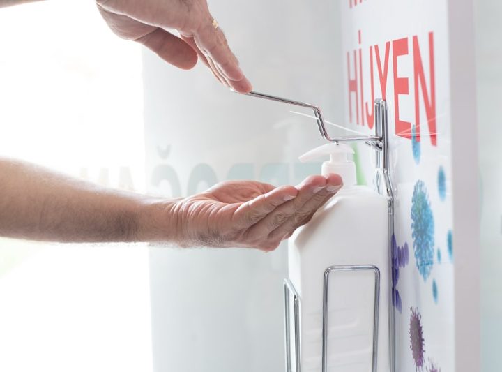 Ako správne umývať ruky? Rozdiel medzi umývaním rúk a ich dezinfekciou